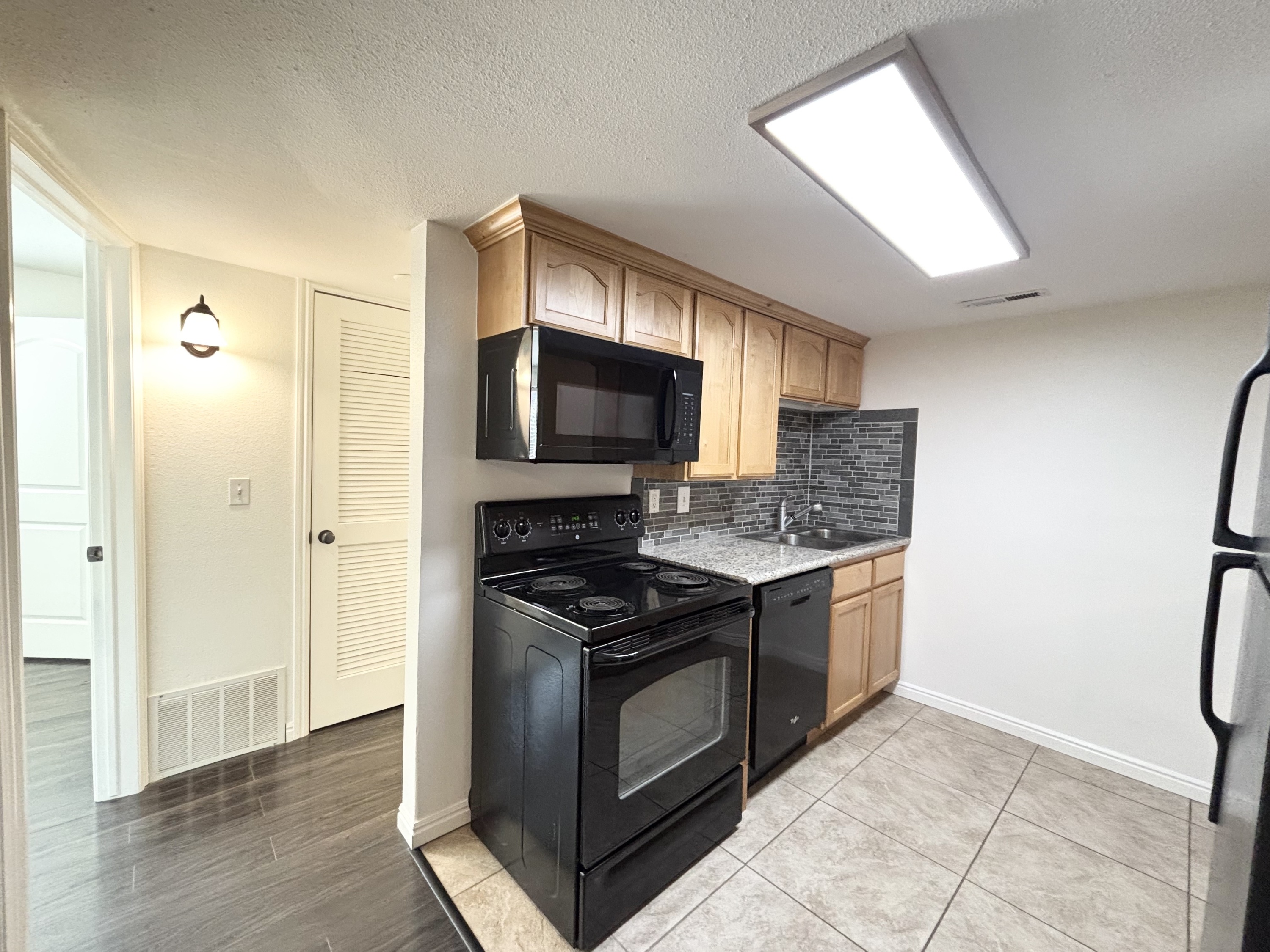 5700 South 900 East, #1 - 1