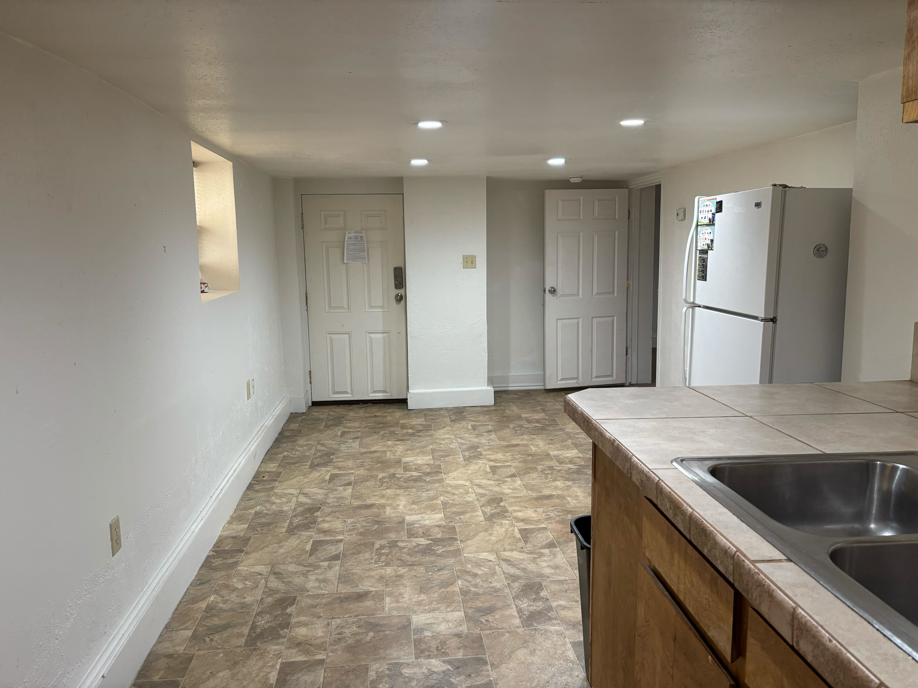 1110 E 200 S Apt 3