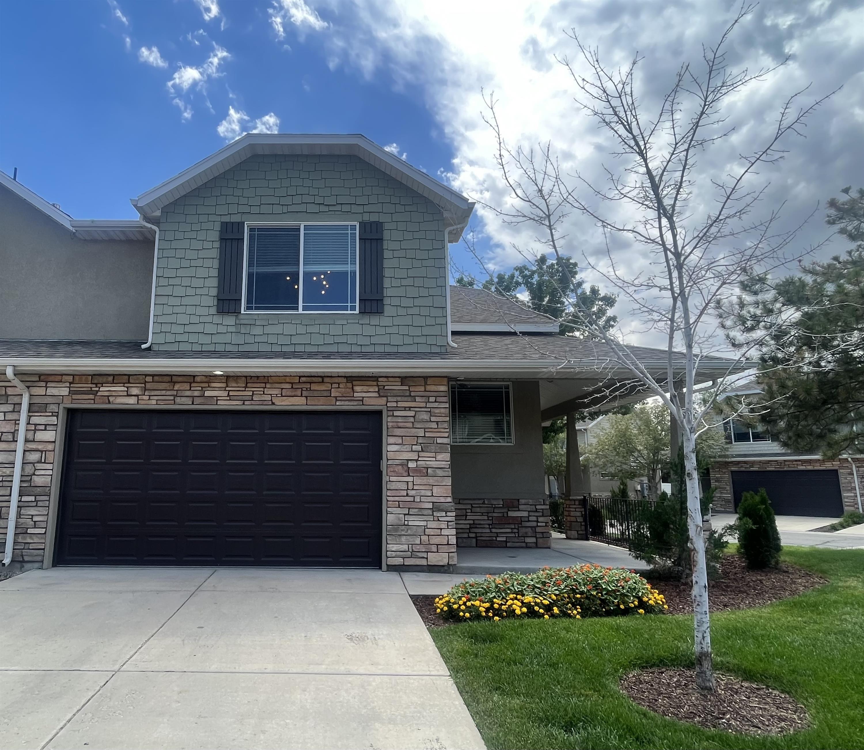 632 East Long Shadow Drive - 1
