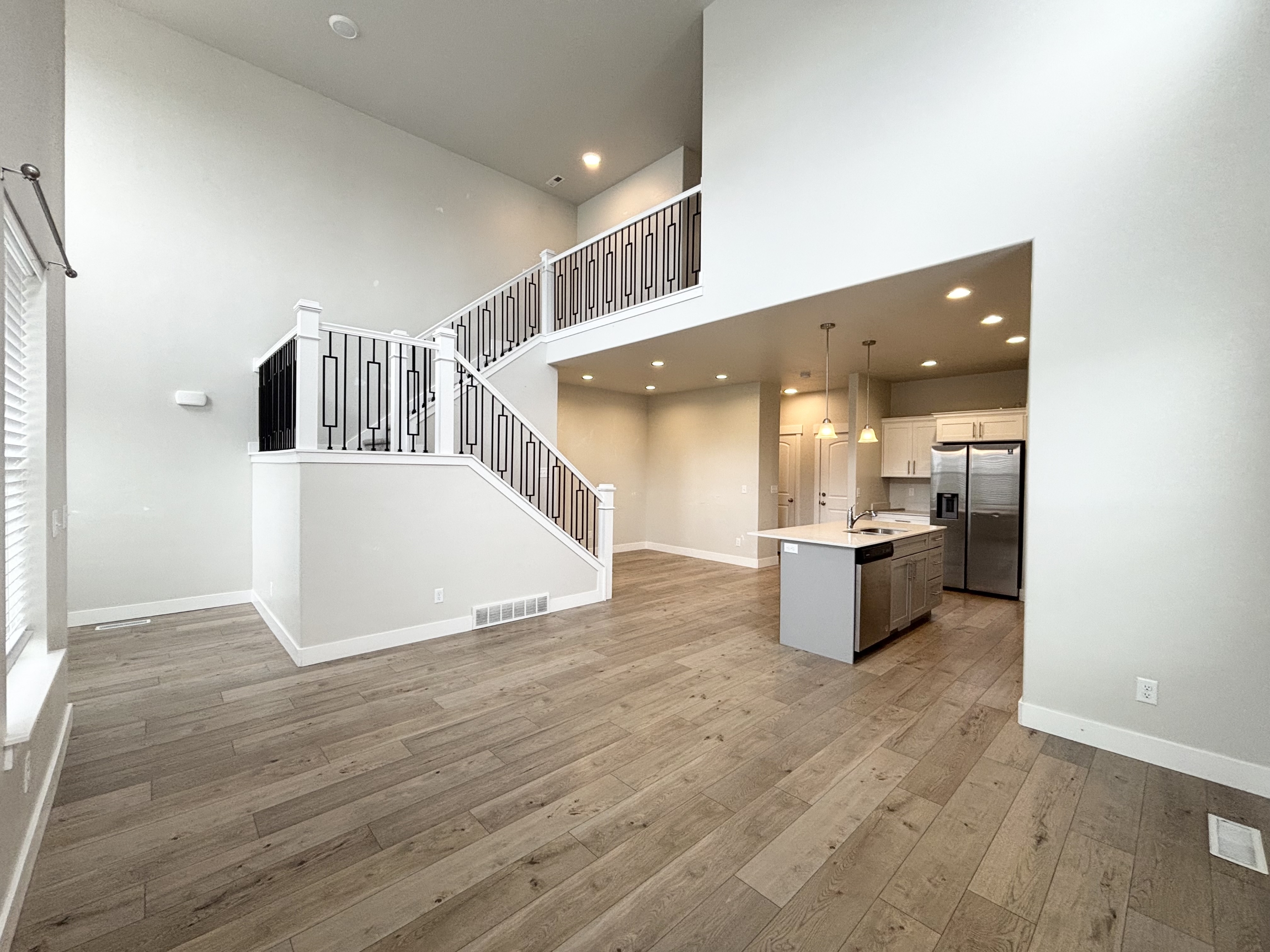 3742 Canyon Falls Dr - 1