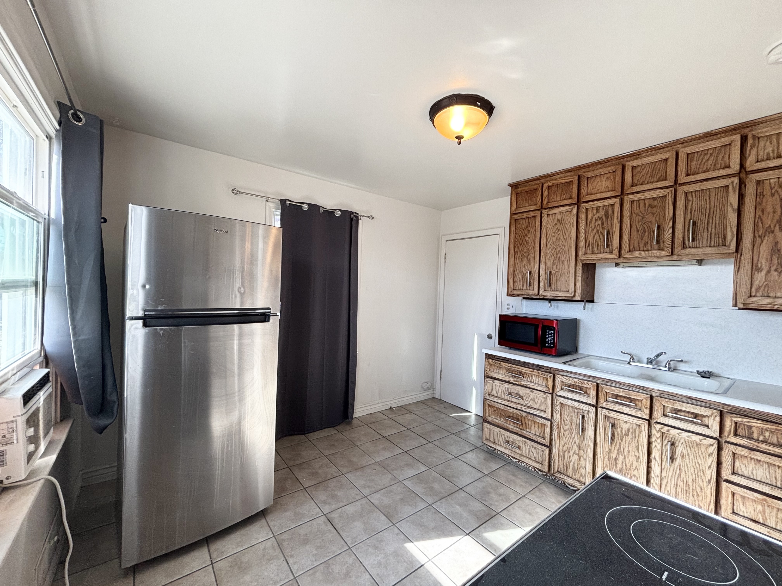 416 Cornell Dr - Upstairs