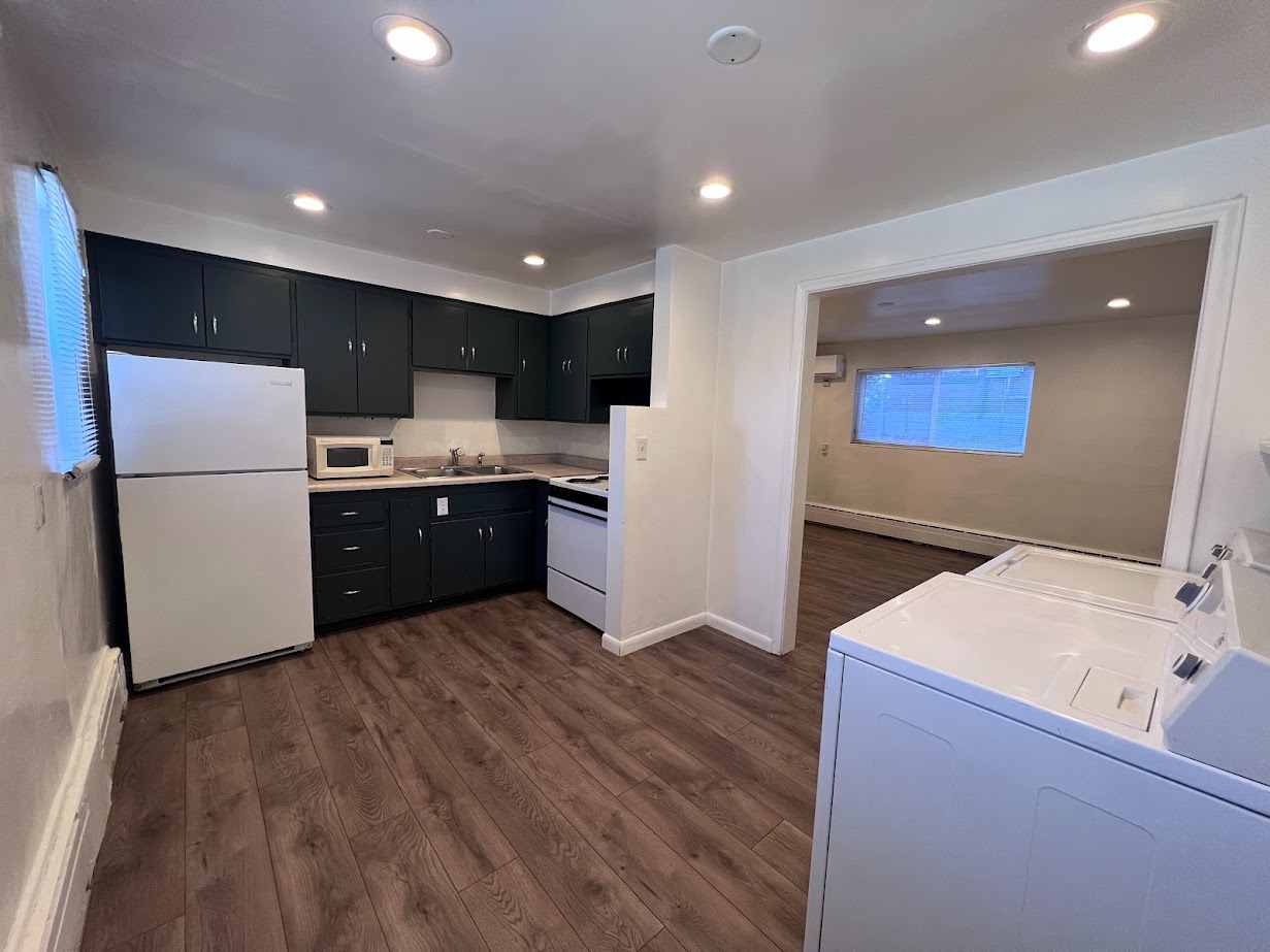 1225 East 600 South - 4